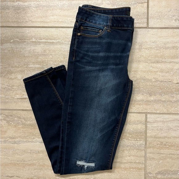 White House Black Market Denim - White House Black Market Skinny Leg Jean